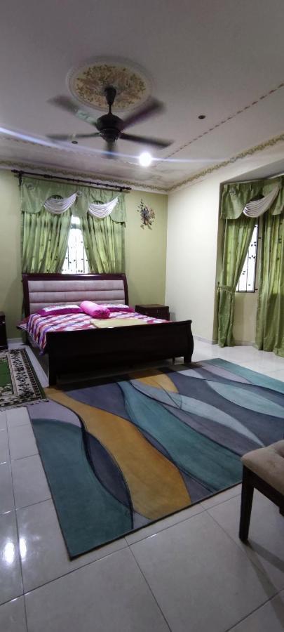 Hawwa Sara Muslim Homestay Malacca Ngoại thất bức ảnh